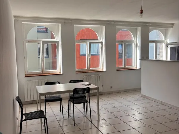 Duplex lille centre à louer de suite