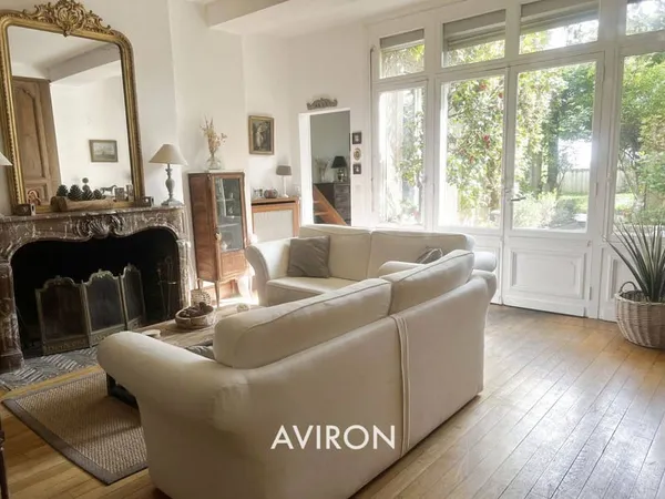 Maison 7 pièces 179 m²