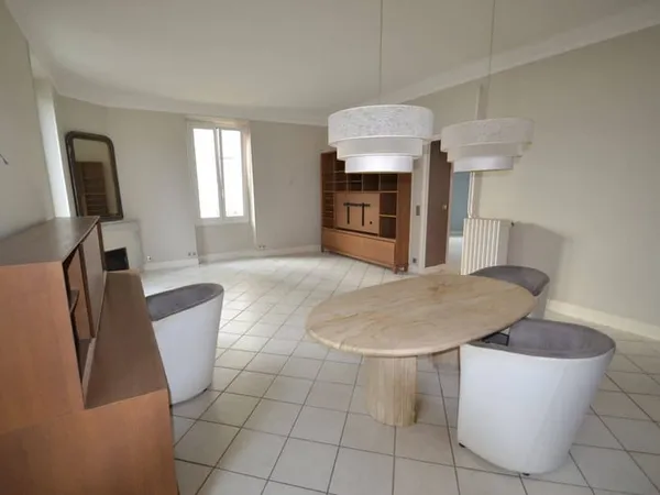 Appartement 4 pièces 91 m²