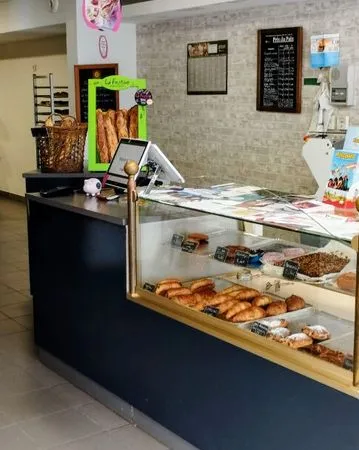 Boulangerie, fonds de commerce 200 m² CLEDEN POHER
