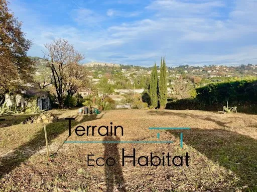 Terrain 1355 m²