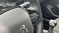 Peugeot 208 PureTech 100 S&S BVM6 — photo 18