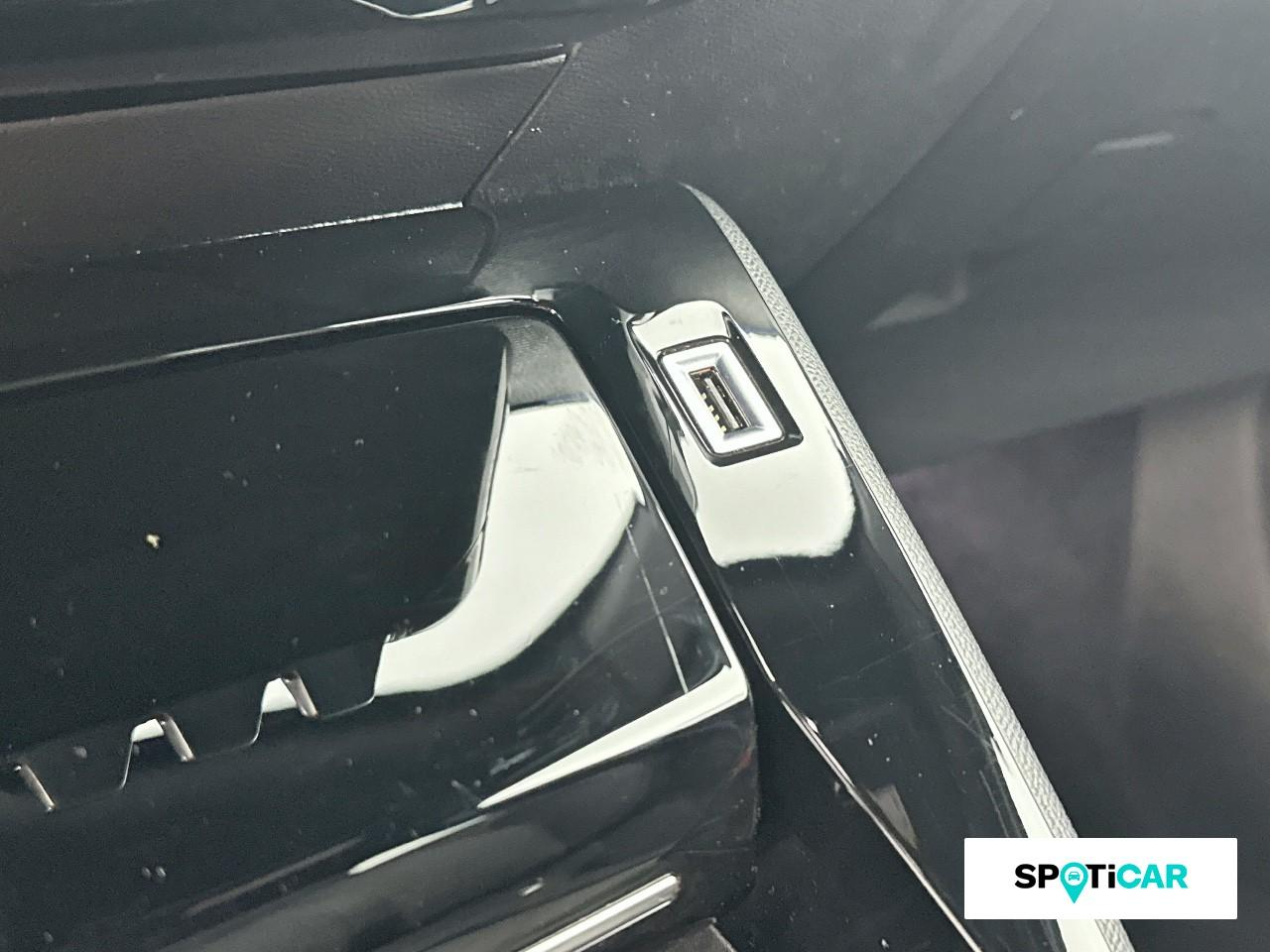 Peugeot 2008 1.2 puretech 130ch s&s gt eat8 — photo 18
