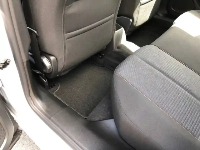 Peugeot 2008 hybrid 110 e-dcs6 — photo 20