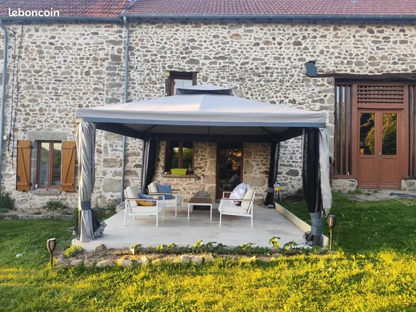 Maison familiale en pierres à vendre