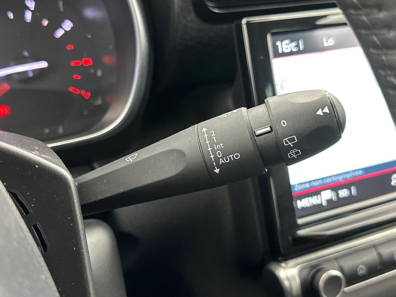 Citroën C3 Aircross puretech 130 s&s eat6 shine — photo 18