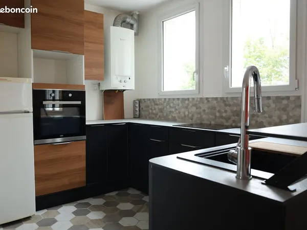 Location APPARTEMENT MEUBLE 2 pièces de 48 m²