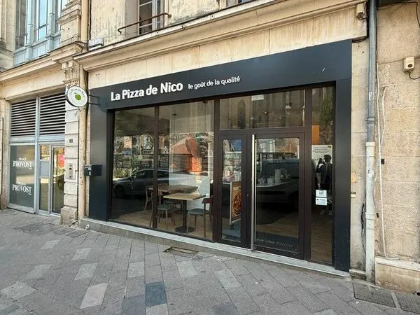 Local commercial 85 m² POITIERS