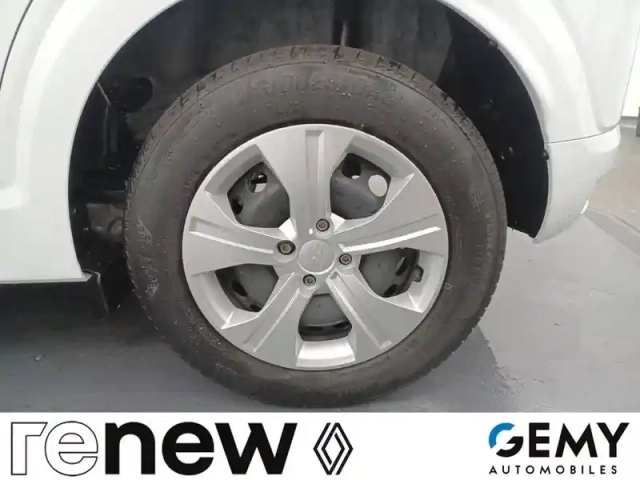 Dacia Sandero sce 65 — photo 26