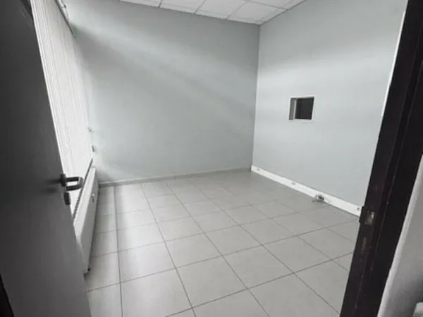 Local professionnel 15 m²