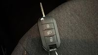 Peugeot 208 1.2 Hybrid 110ch Style e-DCS6 — photo 16