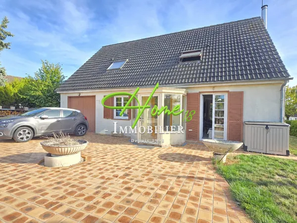 Maison familiale 7 pièces  115 m²  Saint-Germain-du-Puy