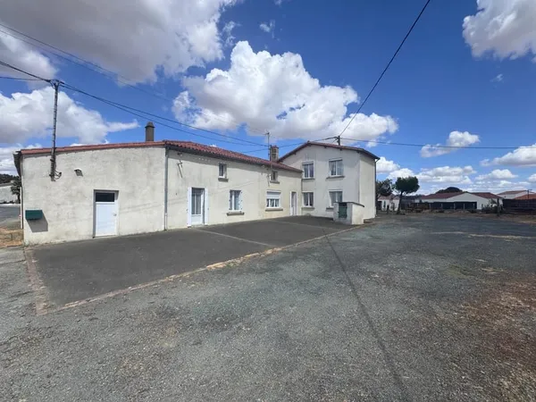 Maison village,120 m2 habitable,Terrain 911 m2