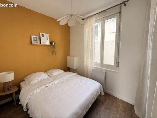 Appartement T2 meublé 35 m² avec terrasse/balcon - Piscine & salle de sport - 550 CC