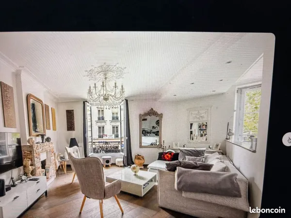 PARIS 17e - QUARTIER SAINT FERDINAND - 81 m² - 3/4 PIÈCES - TRAVERSANT - TRIPLE EXPOSITION