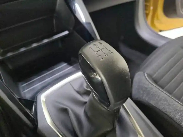 Peugeot 208 puretech 75 s&amp;s bvm5 — photo 70