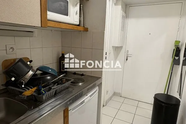 Studio 1 pièce 19 m²