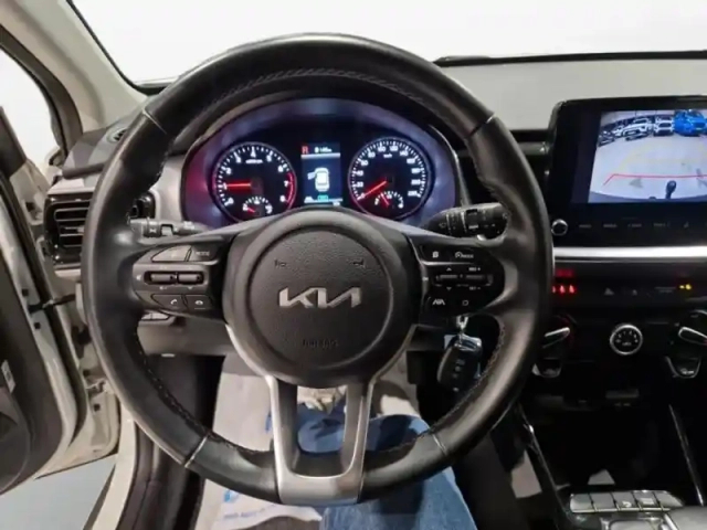 Kia Stonic 1.0 t-gdi 100ch active dct7 — photo 12