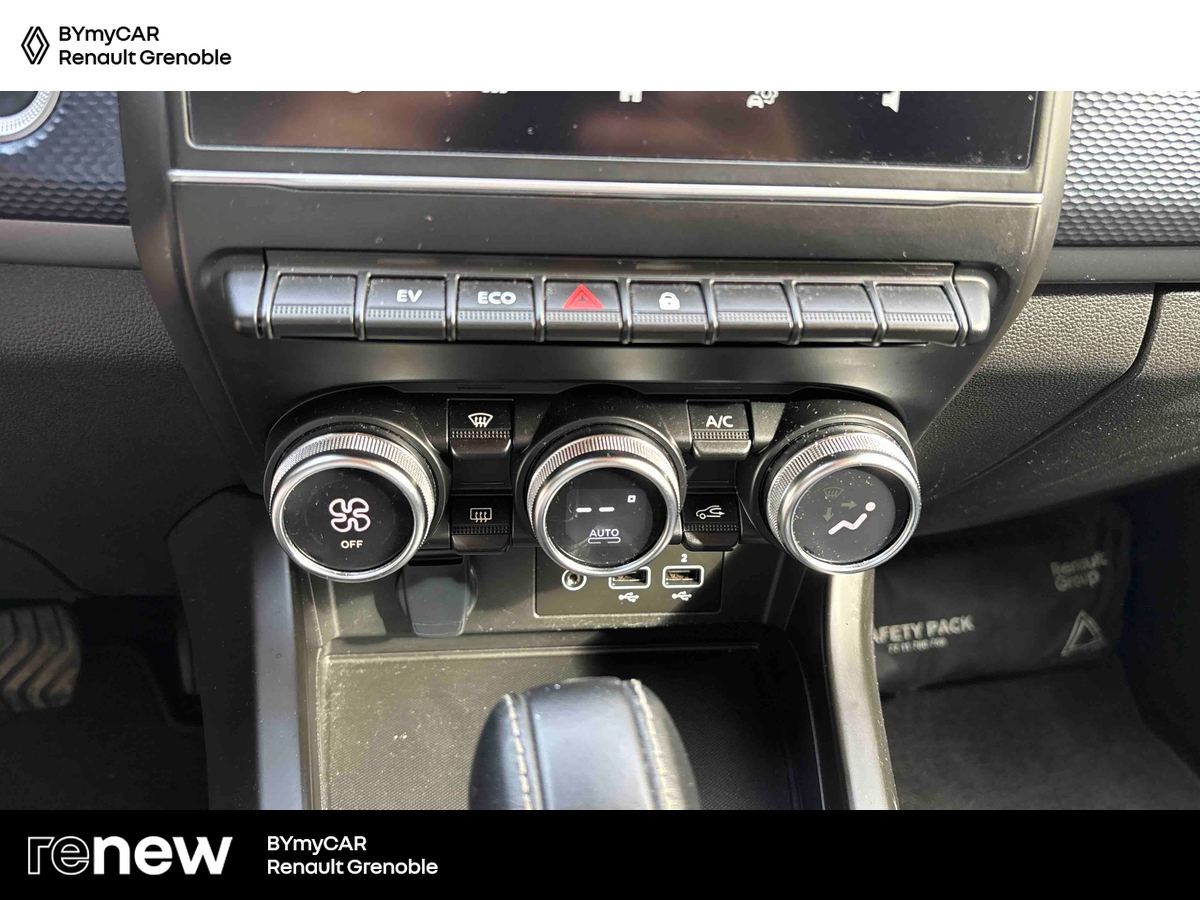 Renault Arkana E-Tech hybride 145 - 22 — photo 17