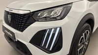 Peugeot 2008 1.2 Hybrid 145ch Style e-DCS6 — photo 17