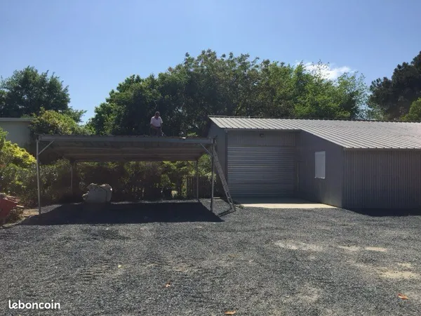 Bâtiment hangar