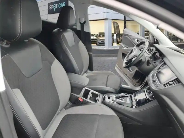 Opel Grandland X hybrid 225 ch bva8 elite — photo 9