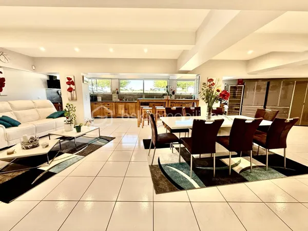 Appartement 5 pièces 193 m²