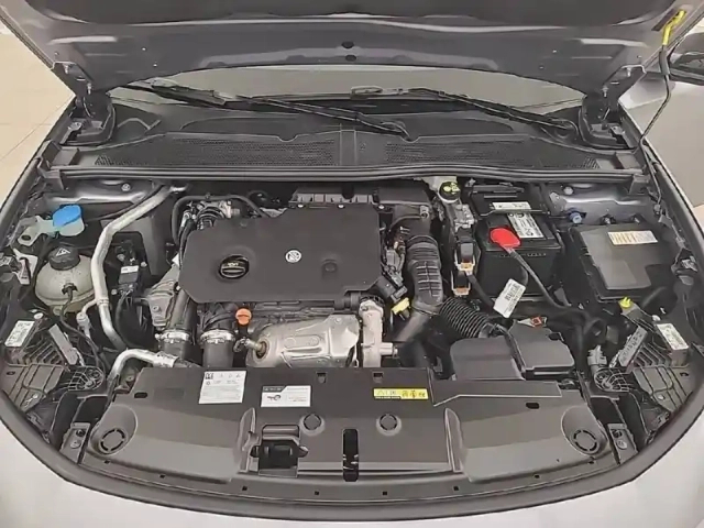 Peugeot 308 bluehdi 130ch s&amp;s eat8 — photo 27