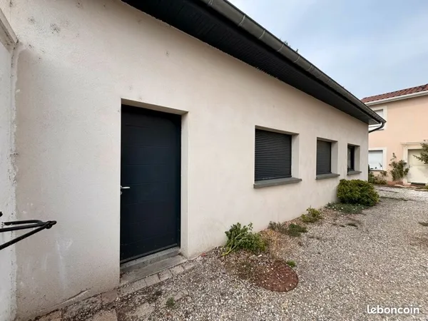 Local d'activité 70 m²