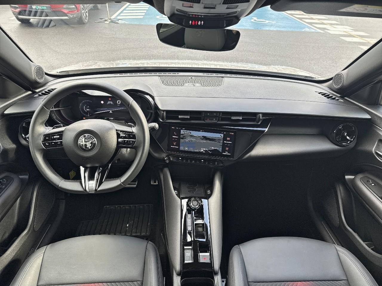 Alfa Romeo Junior 1.2 ibrida 136 ch edct6 premium — photo 8