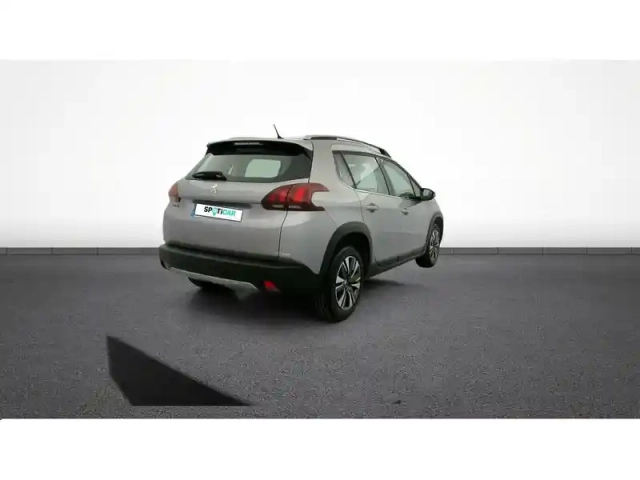 Peugeot 2008 1.2 puretech 110ch s&amp;s eat6 — photo 8