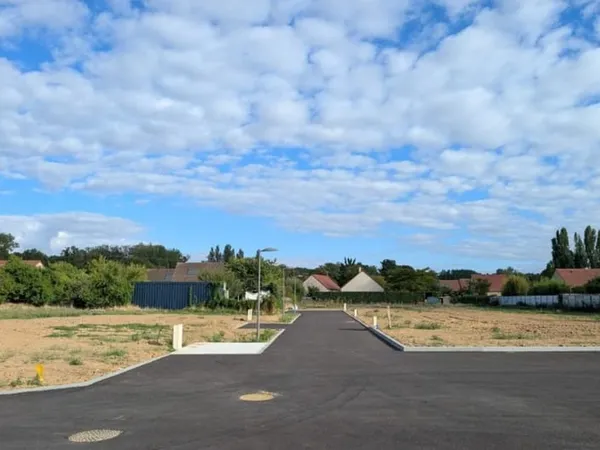Terrain 616 m²