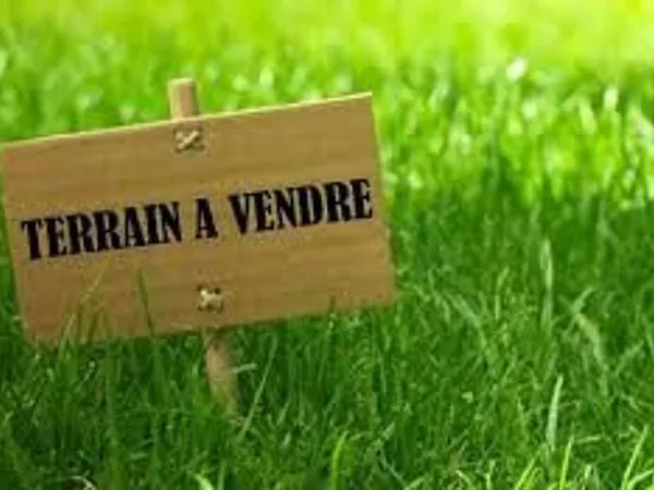 Terrain 573 m²