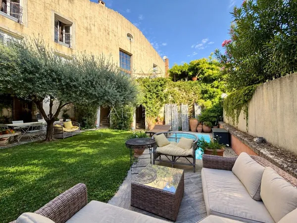 Maison de luxe 12 pièces 300 m²
