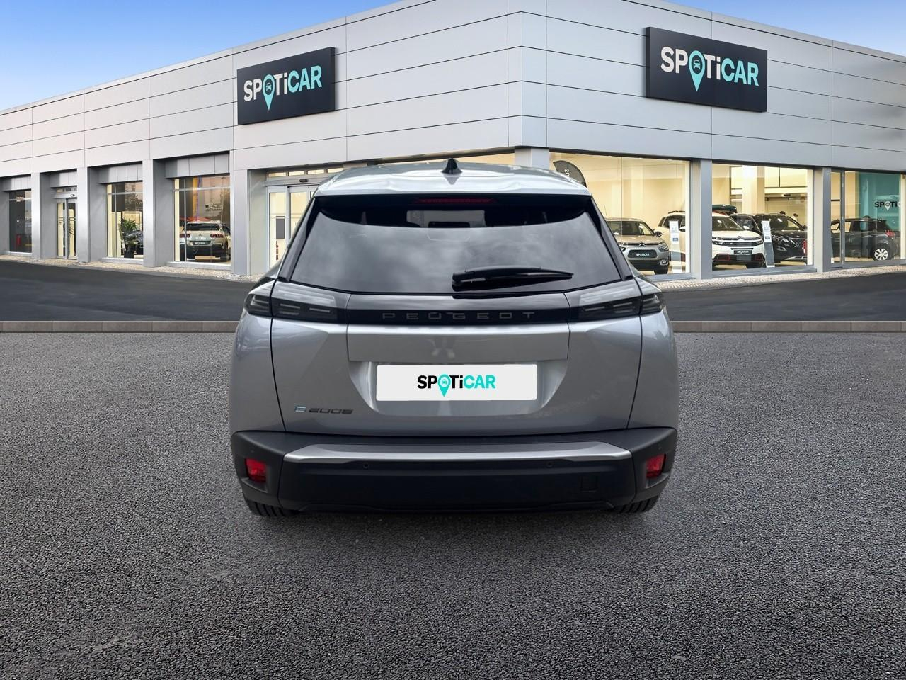 Peugeot 2008 e-2008 156ch 54 kwh allure — photo 5