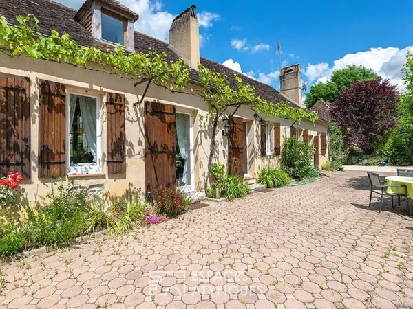 Maison 13 pièces 264 m²