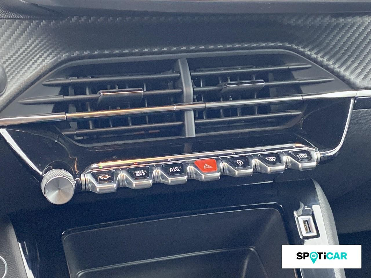 Peugeot 208 1.2 puretech 100ch s&s style 118g — photo 15