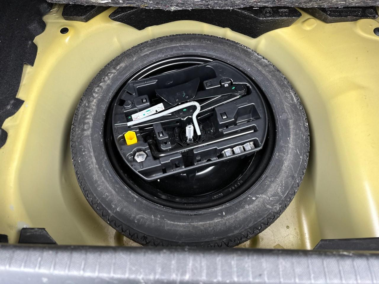 Peugeot 208 puretech 100 s&s bvm6 allure — photo 36