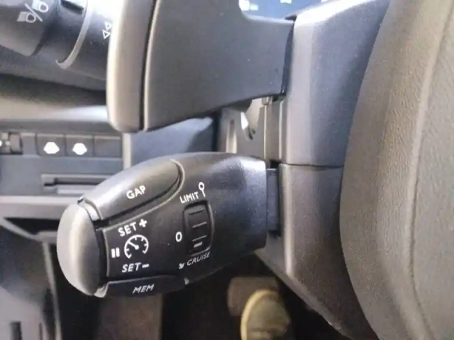 Citroën C5 Aircross hybride 136 e-dcs6 — photo 27