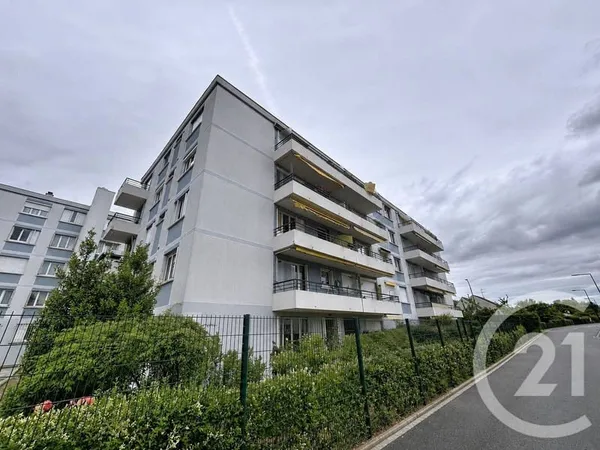 Appartement 4 pièces 77 m²