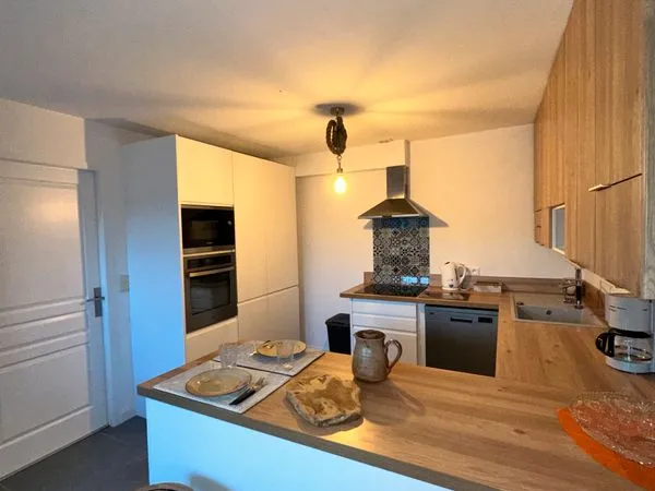 Charmant T2 40 m² avec parking, terrasse, box