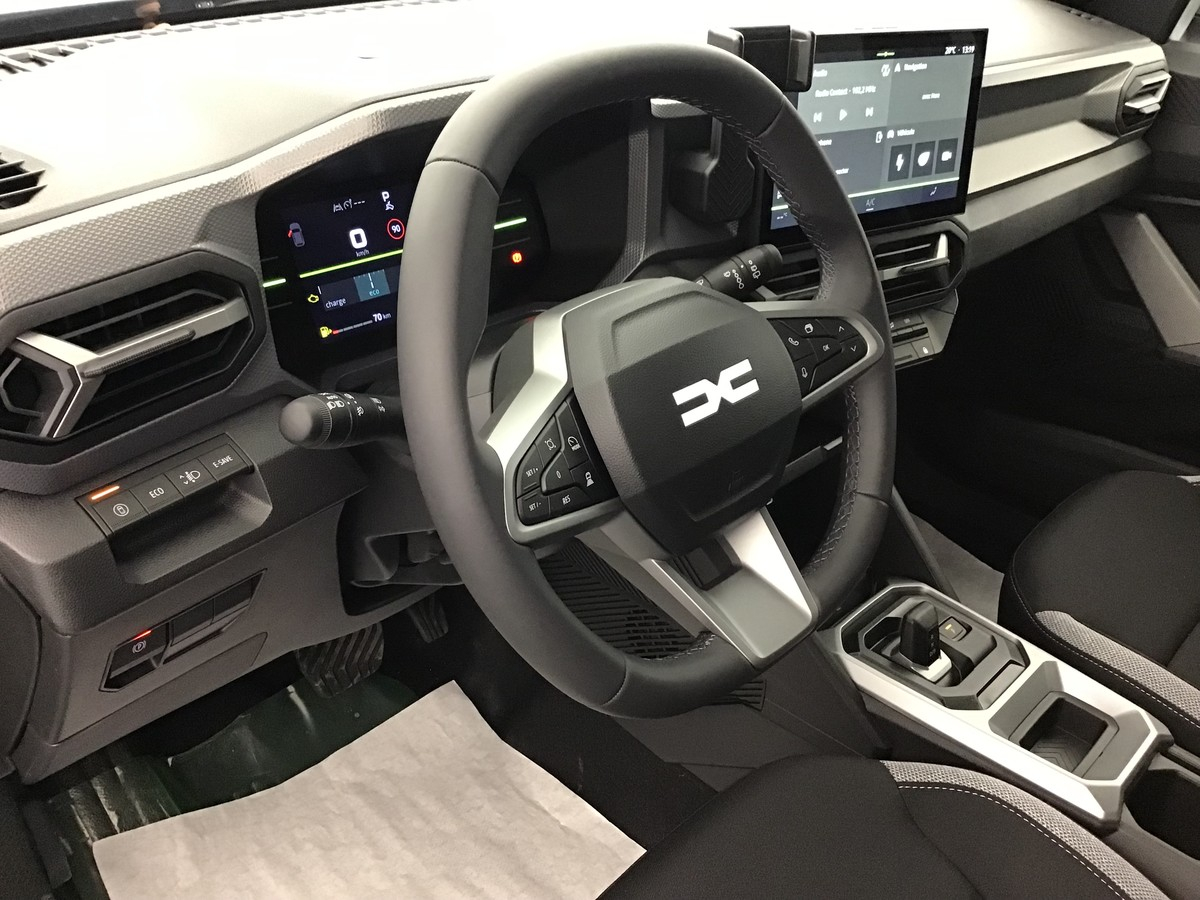 Dacia Duster — photo 10