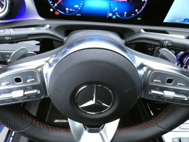 Mercedes Cla coupé 220 d amg line — photo 15