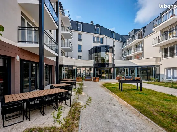Sudio meublé 20m² - CHERBOURG-EN-COTENTIN - 1147 / mois