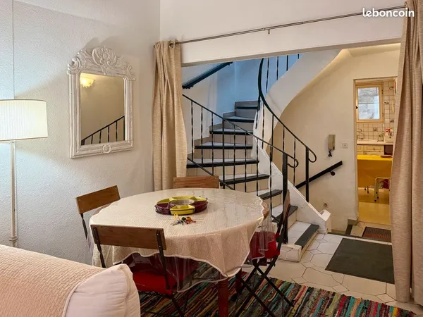 Maison meublée avec terrasse - Colocation étudiante (bail de 9 mois) - Avignon intra-muros