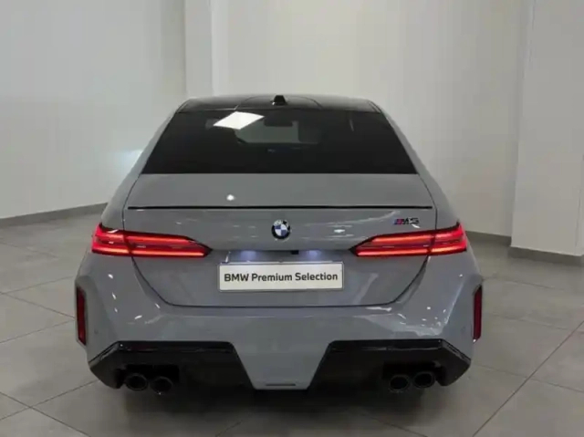 Bmw Serie 5 m5 4.4 v8 phev 727ch (585+197) — photo 4