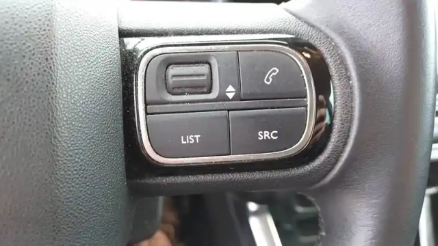 Citroën C3 Aircross puretech 110 s&amp;s bvm6 — photo 40