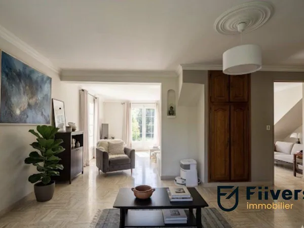 Maison 6 pièces 153 m²