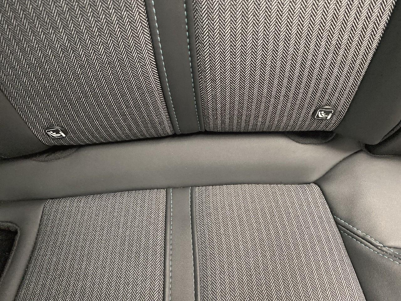 Peugeot 3008 hybrid 225 e-eat8 allure pack — photo 23