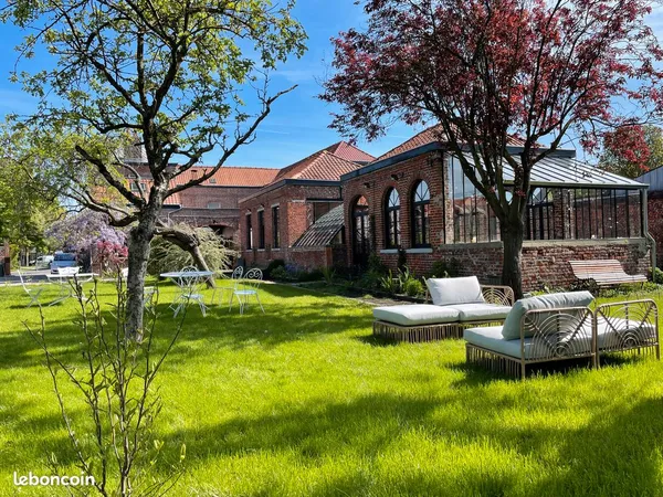 Ancienne serre sur terrain de 750 m2 pour construction de votre maison de rêve